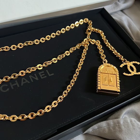 Chanel AUTHENTIC Chain belt - Picture 4 of 17
